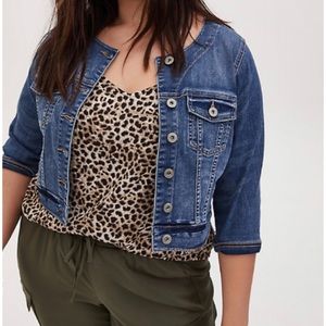 🆕 Torrid Crop Collarless Denim Jean Jacket 1X 14